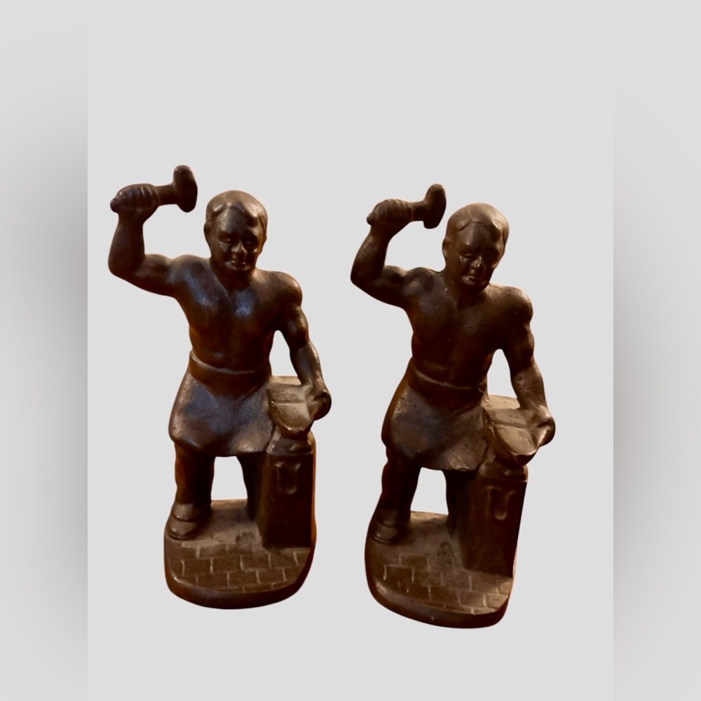 Vintage Cast Iron Blacksmith Figurines Industrial Worker Anvil Sculpture Pair
